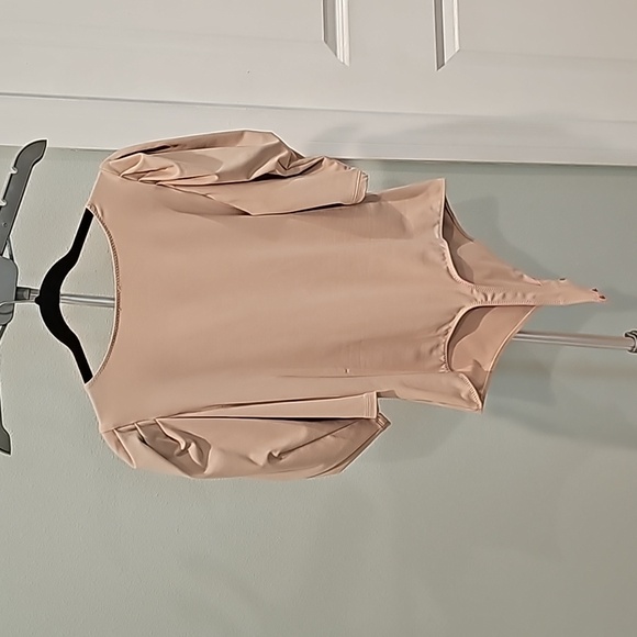 Bodysuit - Picture 5 of 6